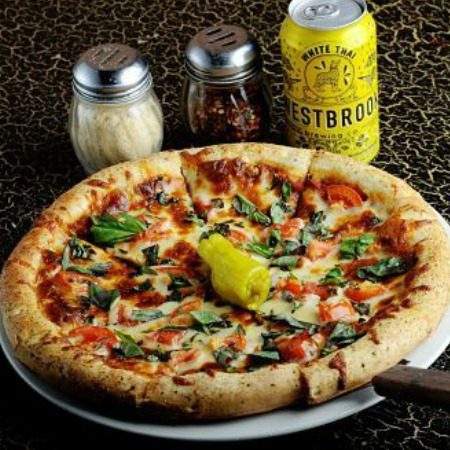Blackstone Pub & Eatery
