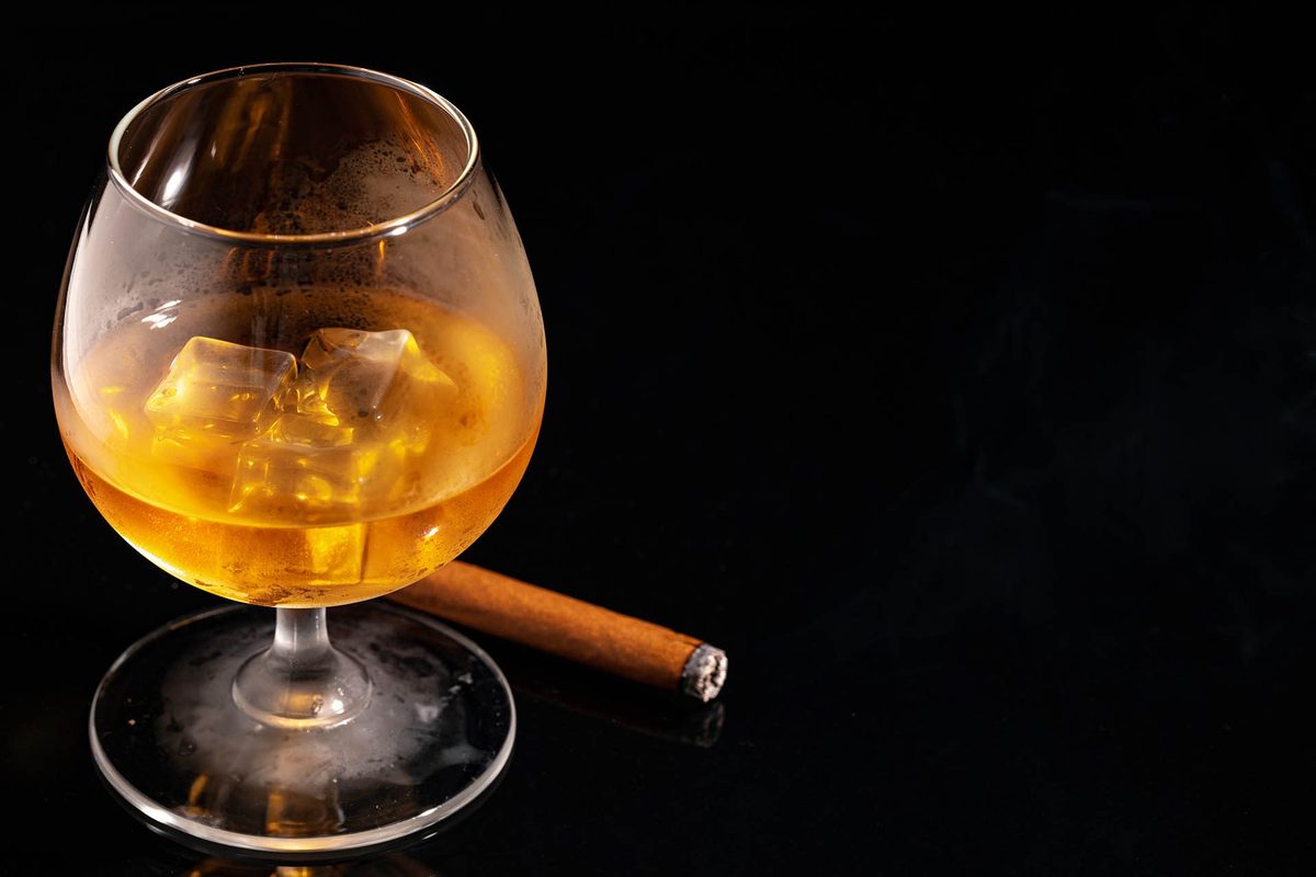World Famous Cigar Bar (Cape Coral)