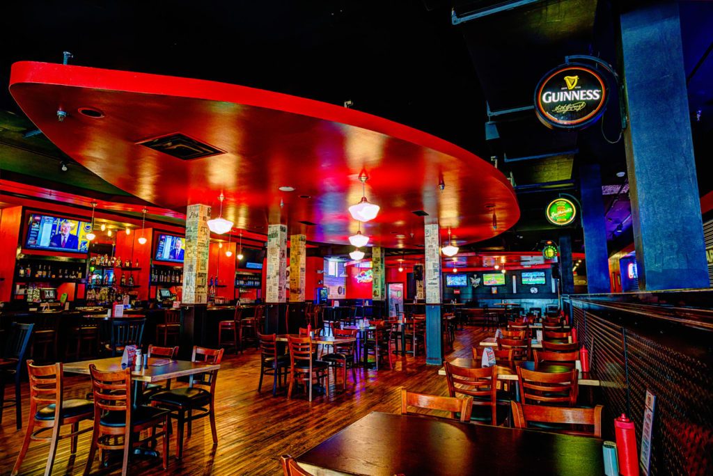 Pearl Street Pub & Dirty Martini Lounge