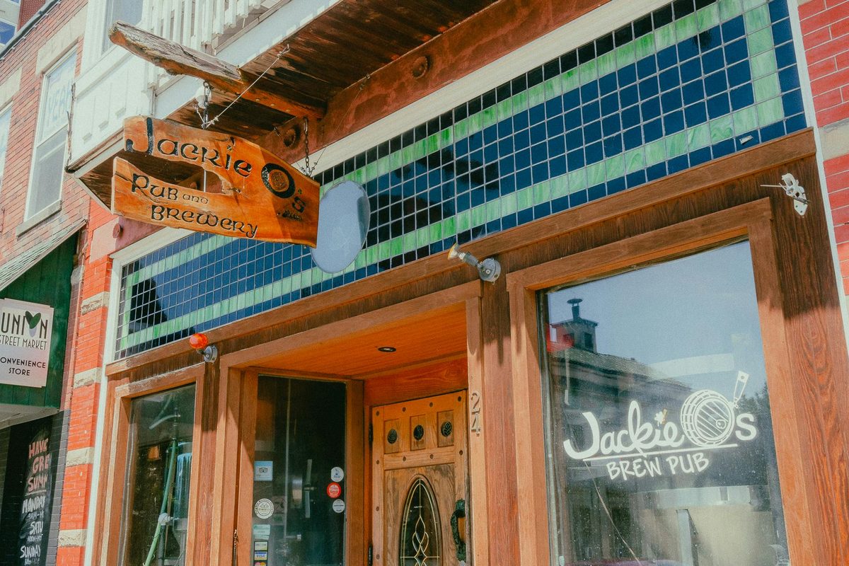 Jackie O's Pub
