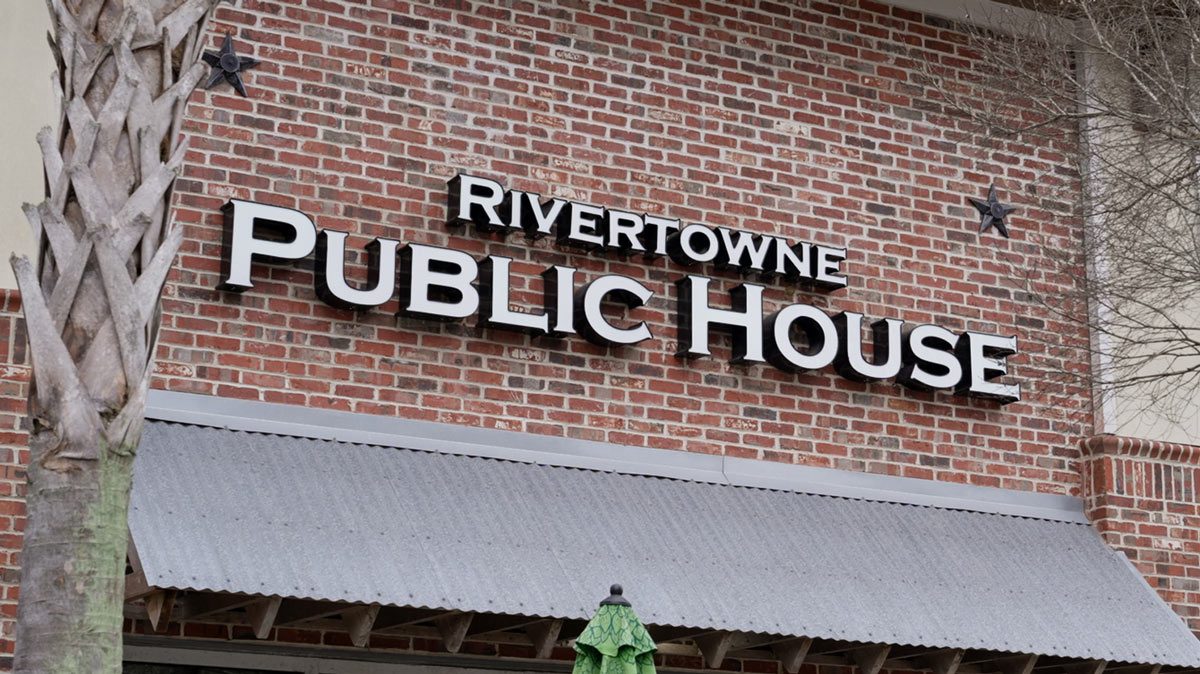 Rivertowne Public House