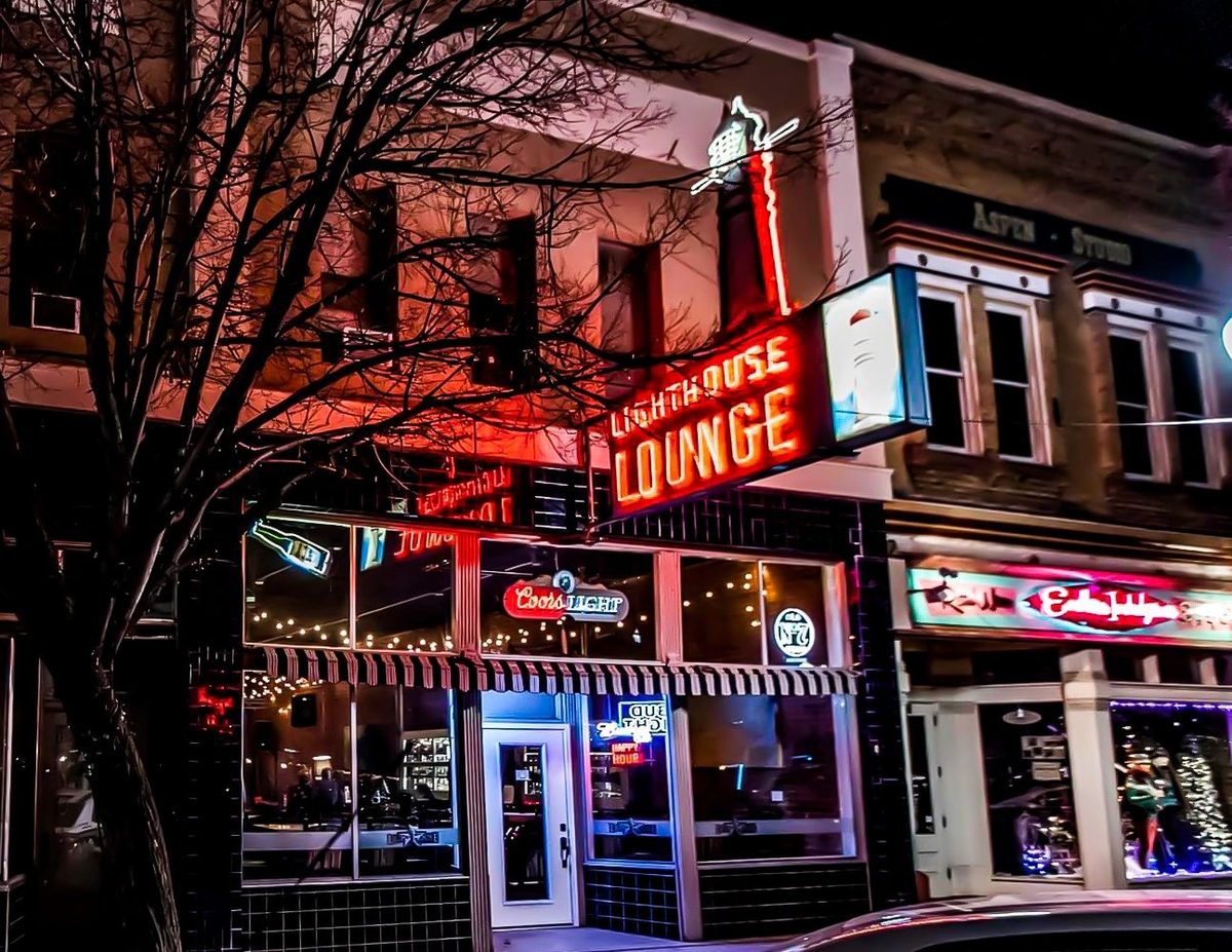 Lighthouse Lounge