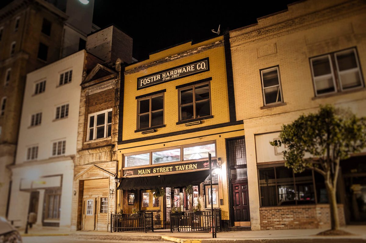 Foster's Main Street Tavern